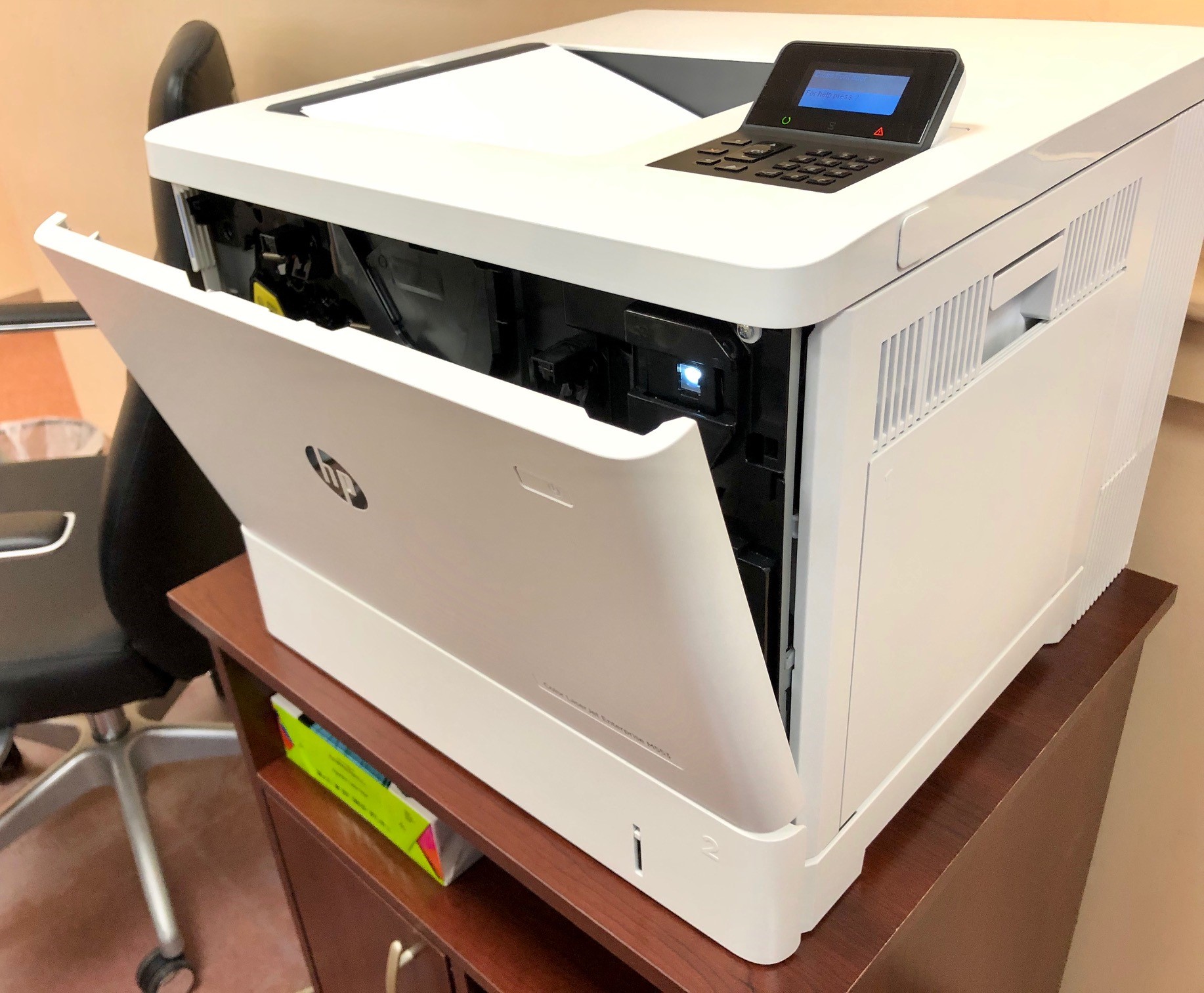 Trouble getting the door or cover on your laser printer closed?