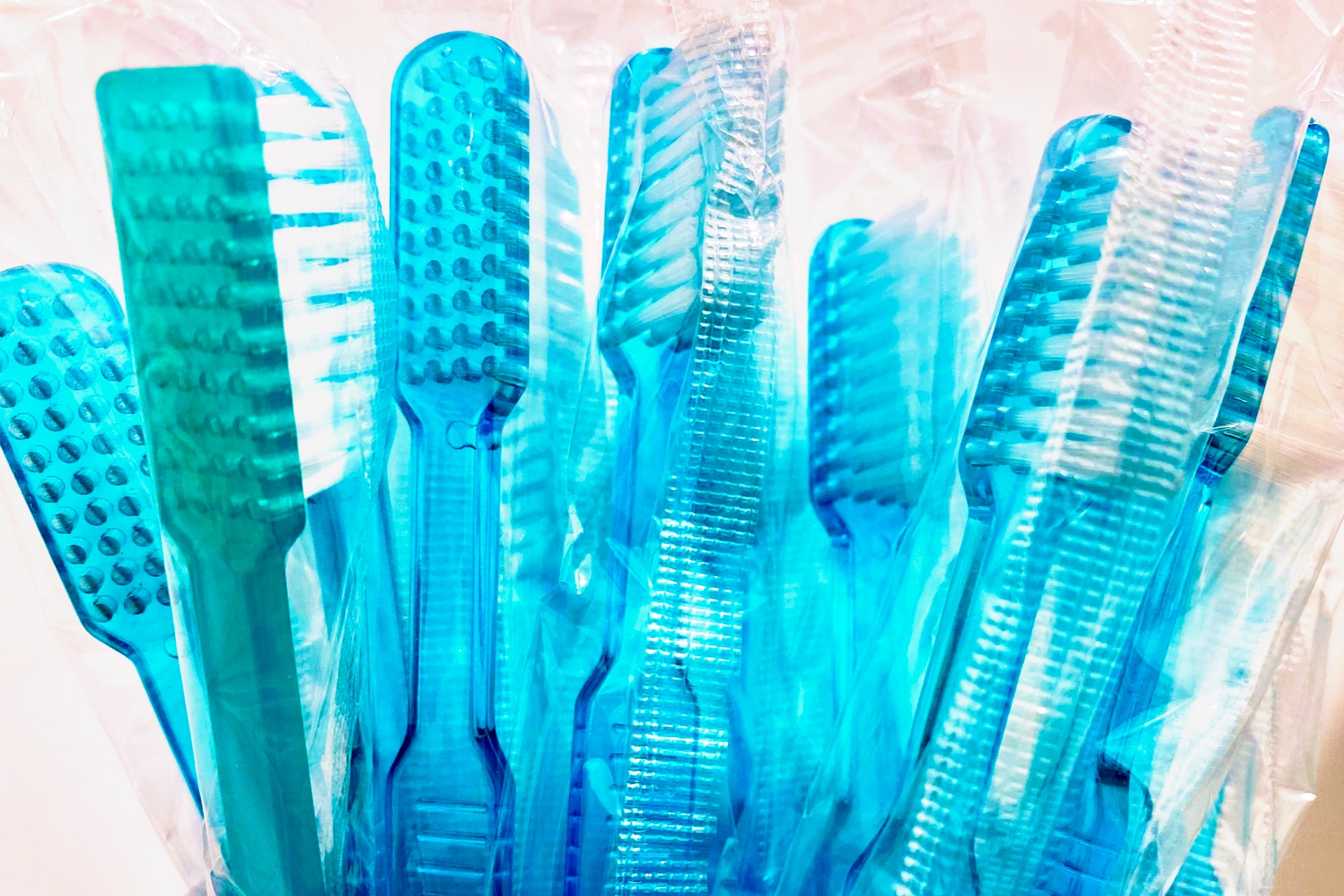 Transparent Toothbrushes made of PP Plastic